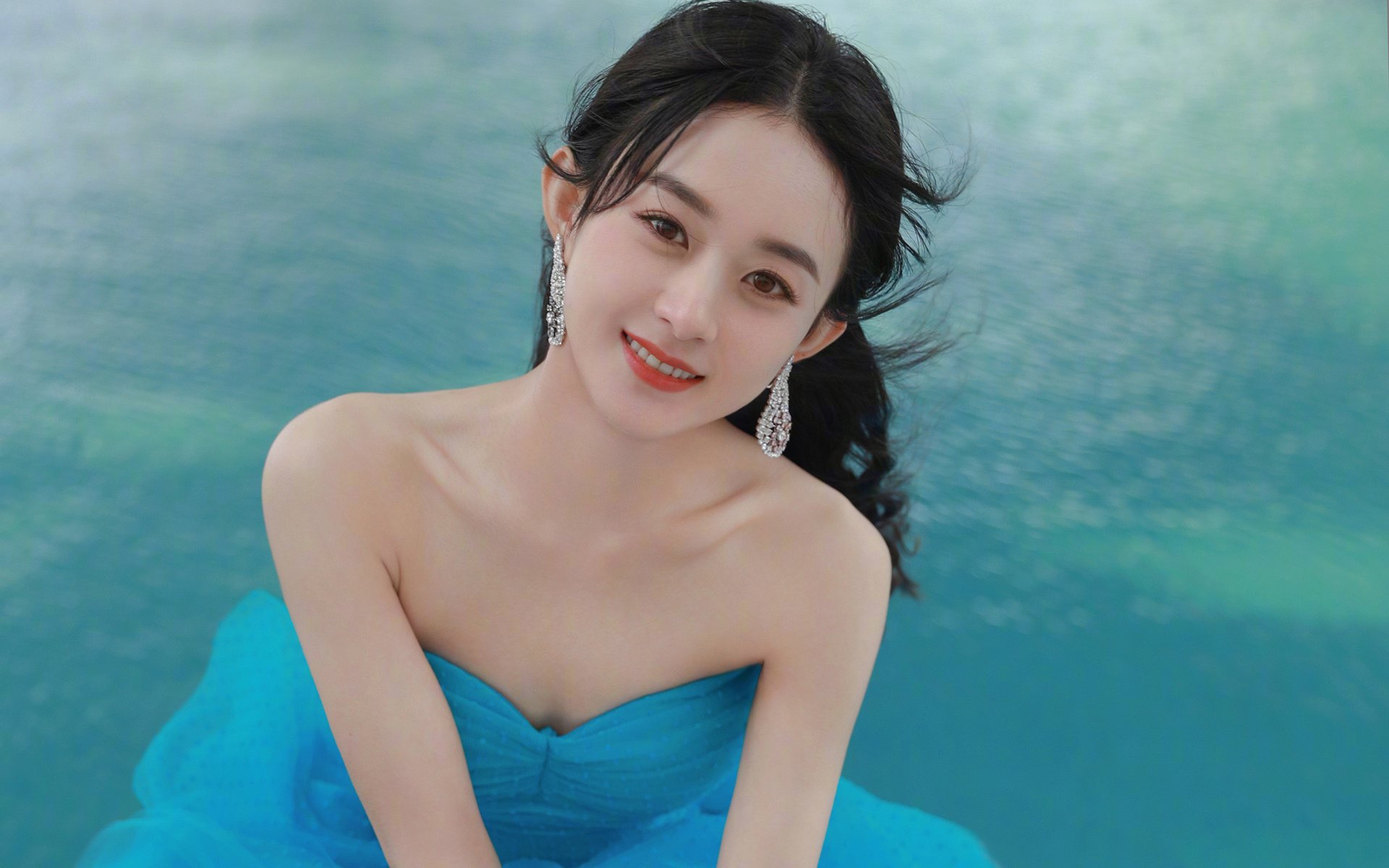 “逆风冲刺:车手在不利条件下的逆袭奇迹”,逆风车比赛视频