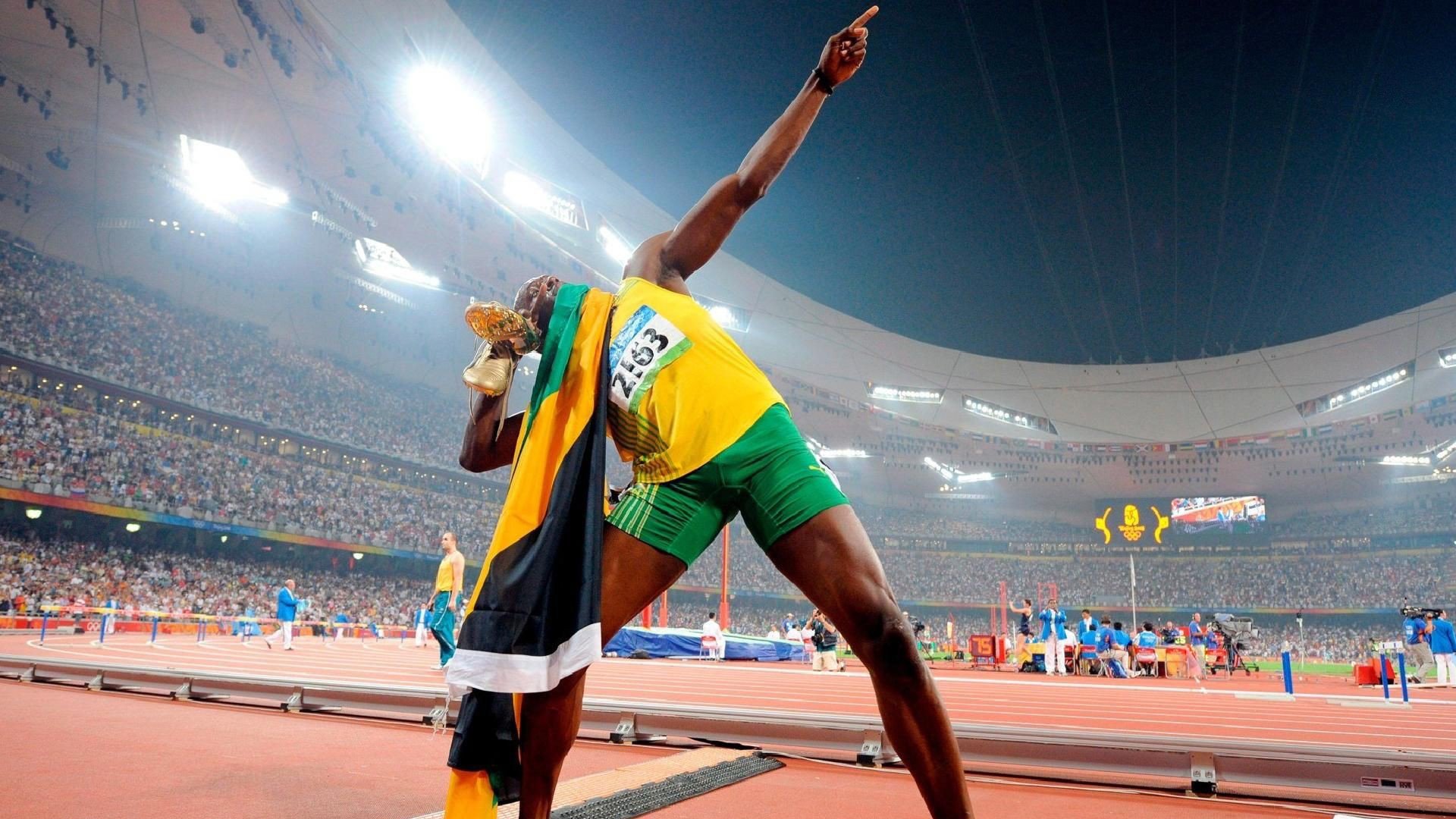 kaiyun体育app-西甲激烈角逐，分析师深度分析中场控球与攻击的关系，足球中场控球技巧训练