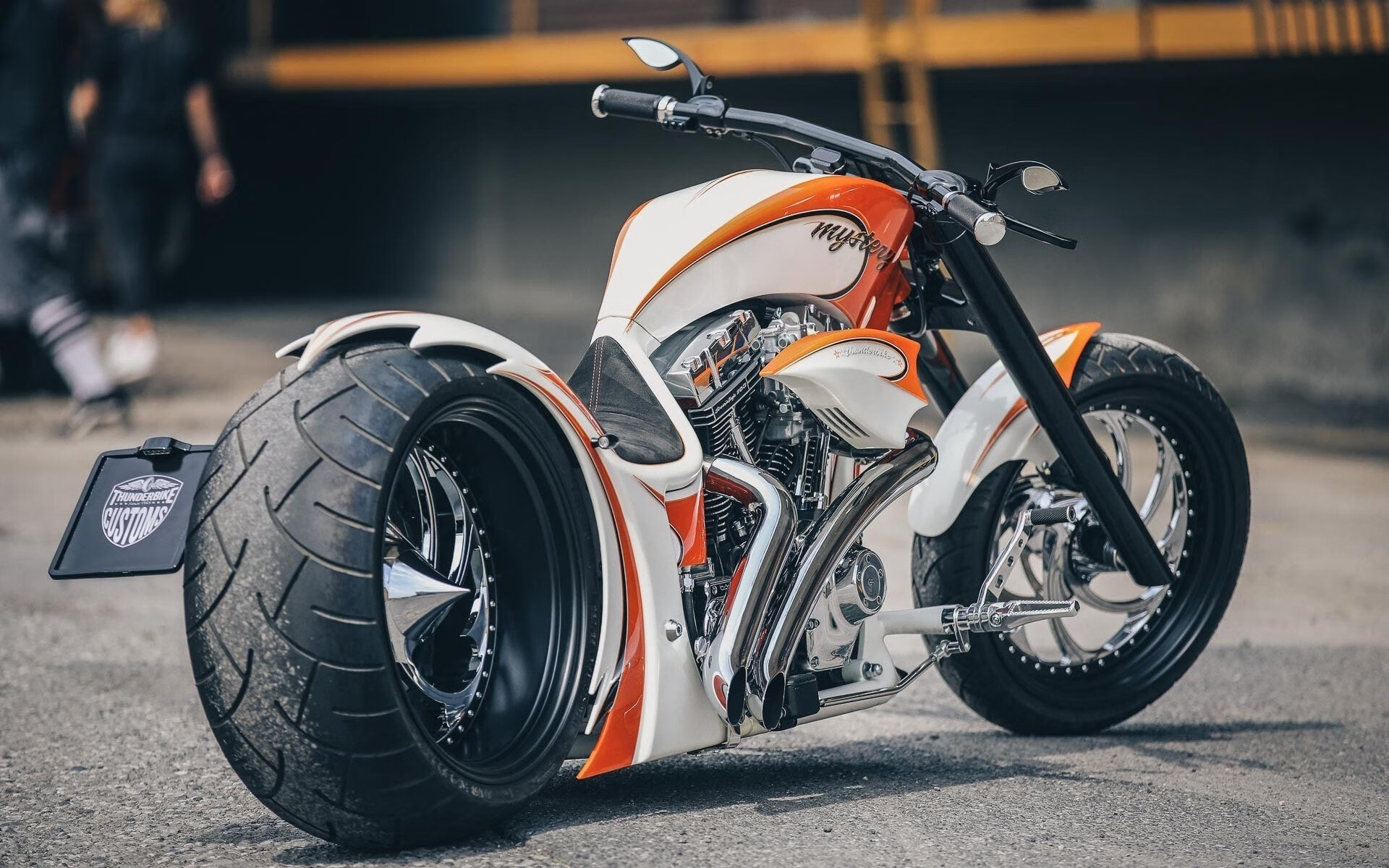 开云中国大陆-詹姆斯连续三场得分突破30+，季后赛状态火热，詹姆斯连续进入季后赛