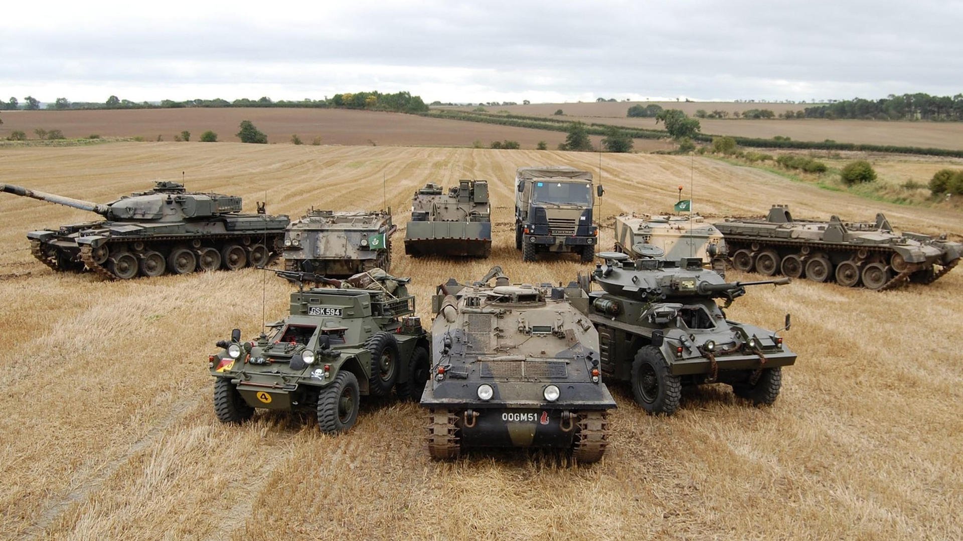 开云体育APP下载-克罗地亚骑手吉塔·日特科维奇在2024年国际马术联合会世界障碍赛中以“Rain in Otago”马匹获得第九名，表现出色。